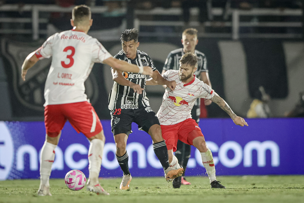 Bragantino e Atlético se enfrentaram pela última vez no segundo turno do Campeonato Brasileiro de 2023; Galo venceu por 2 a 1 em Bragança Paulista - (foto: Pedro Souza/Atlético)