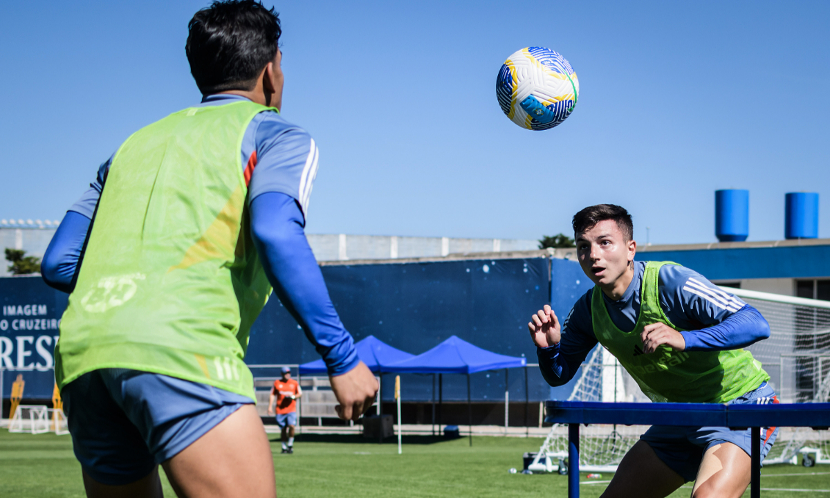 Romero, Arthur Gomes e Barreal: as informações do treino do Cruzeiro nesta sexta