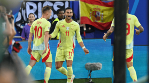 Jogadores da Espanha na Eurocopa (foto: Ina Fassbender/AFP)