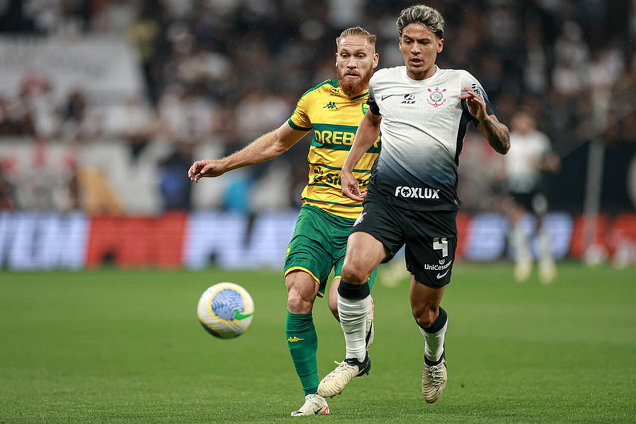 Lance de Corinthians x Cuiabá (foto: AssCom Dourado)