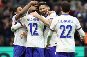 Seleção Francesa comemora gol (foto: Franck Fife/AFP via Getty Images)