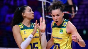 Carolana e Gabi, jogadoras da Seleção Brasileira Feminina de Vôlei (foto: VBTV/Divulgação)