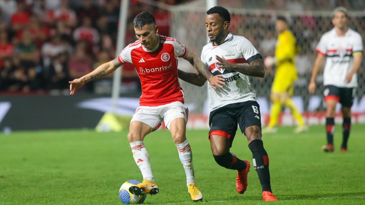 Lance de Internacional x São Paulo (foto: Ricardo Duarte / Internacional)