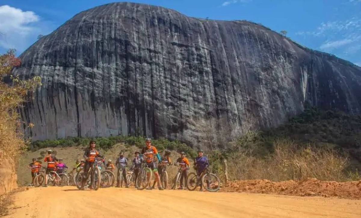 Rota turística em Novo Cruzeiro recebe competição de pedal no domingo (16)