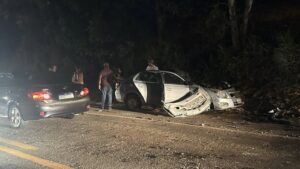 Motorista morre e outras cinco pessoas ficam feridas em acidente grave na BR-458, em Caratinga