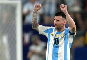 Messi celebra mais uma final pela Argentina: ‘Loucura o que fizemos’