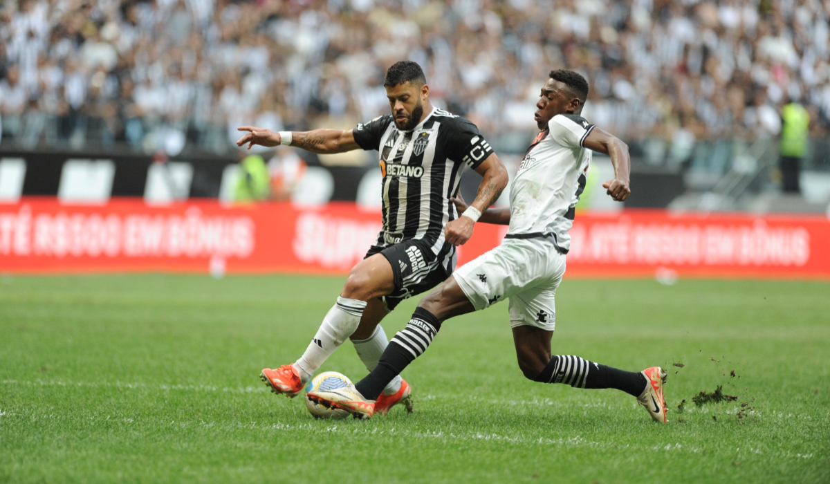 Lance de Atlético x Vasco (foto: Alexandre Guzanshe / EM / D.A Press)