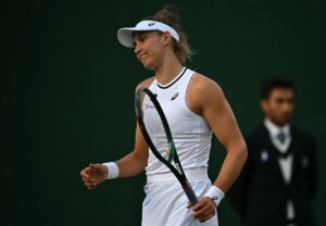 Beatriz Haddad Maia em Wimbledon (foto: Ben Stansall / AFP)