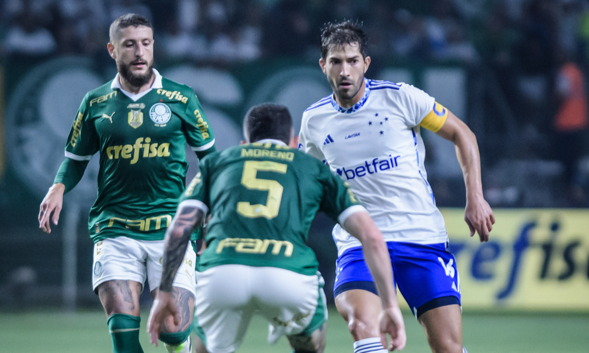 Lucas Silva em jogo pelo Cruzeiro (foto: Gustavo Aleixo/Cruzeiro)