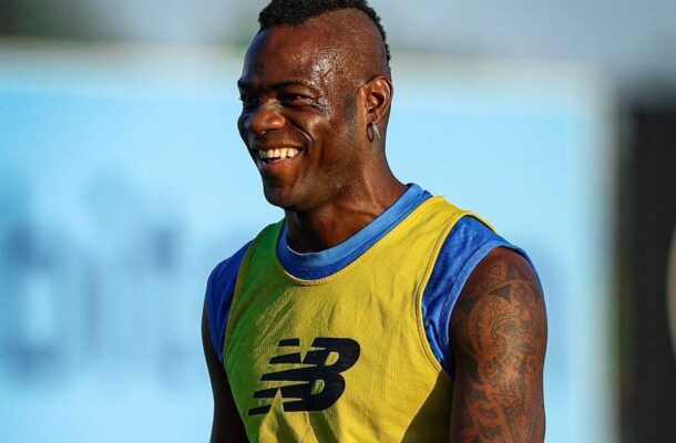 Contrato de Balotelli na Turquia se encerrou no mês de junho (foto: Foto: Divulgação/Adana Demirspor)