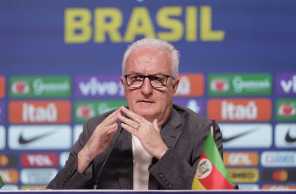 Dorival Júnior em coletiva (foto: Lucas Figueiredo/CBF)