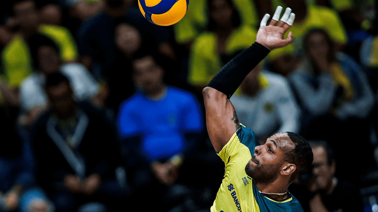 Leal, ponteiro da Seleção Brasileira e do Lokomotiv Novosibirsk, da Rússia (foto: Divulgação/FIVB)