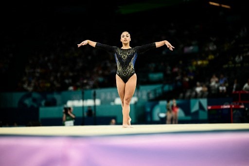 Raça Negra em Paris 2024! Brasileiros exaltam apresentação de ginasta com clássico dos anos 1990