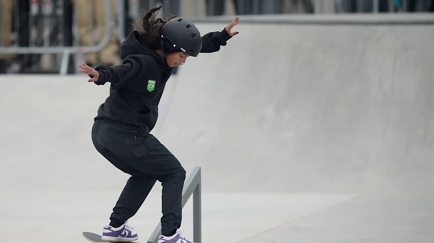 Rayssa Leal, skatista brasileira (foto: Alexandre Loureiro/COB)