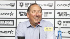 Textor diz que jogadores do Botafogo manipularam partida em 2023