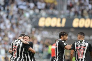 Atlético venceu o Vasco por 2 a 0 e rompeu barreira dos 50 gols marcados na Arena MRV (foto: Alexandre Guzanshe/EM/D.A Press)