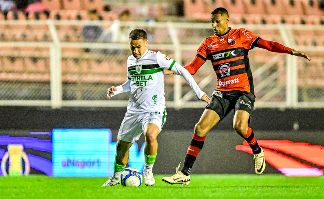 América em jogo contra o Ituano na Série B (foto: Mourão Panda/América)