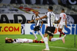 Atlético leva vantagem sobre Flamengo nos últimos duelos do Brasileirão