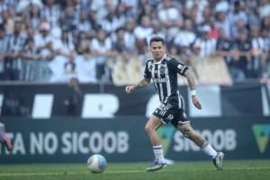 Bernard agradece carinho da torcida em sua estreia na Arena MRV: ‘vamos por mais, Galo’