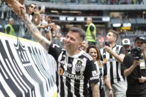 Bernard é o reforço mais aguardado por torcedores do Atlético (foto: Edésio Ferreira/EM/D.A Press)