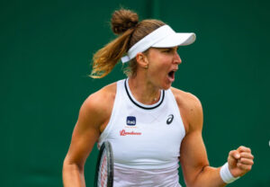 Bia Haddad comemora vitória em Wimbledon (foto: Reprodução/WTA)