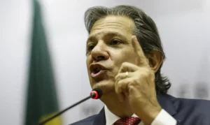 Haddad atribui recente alta do dólar a “muitos ruídos”