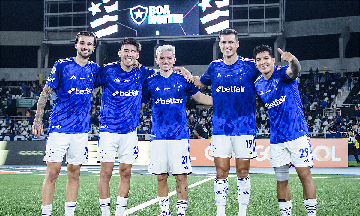 Cruzeiro ganhou do Botafogo por 3 a 0 no Rio de Janeiro (foto: Gustavo Aleixo/Cruzeiro)