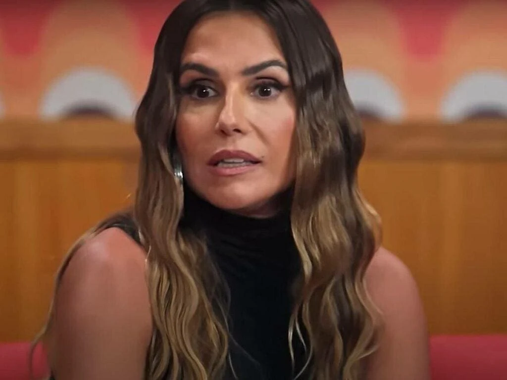 Deborah Secco revela detalhes de sua vida sexual