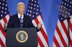 Biden comete segunda gafe do dia e chama Trump de vice-presidente