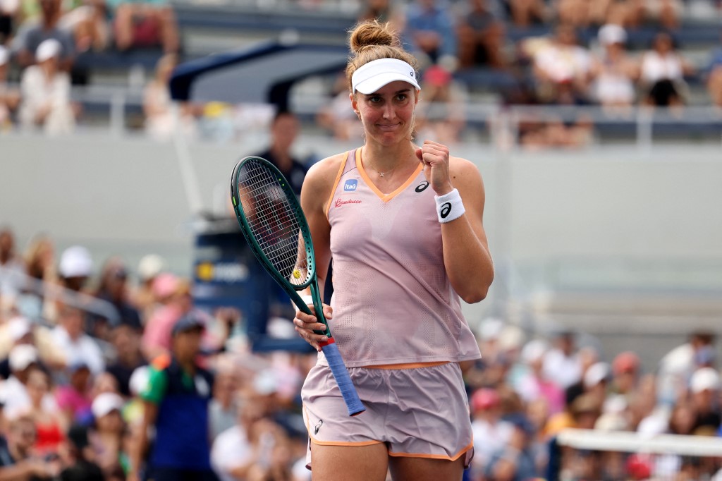 Bia Haddad na segunda fase do US Open (foto: Mike Stobe / GETTY IMAGES NORTH AMERICA / Getty Images via AFP)