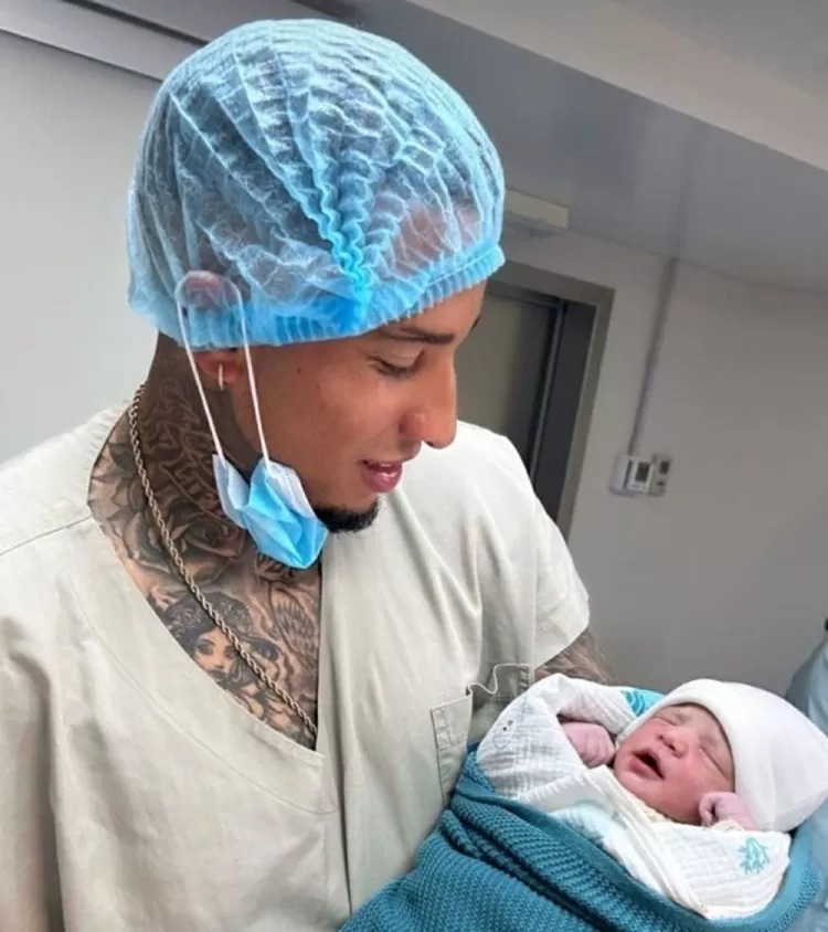 Juan Izquierdo viu filho nascer há duas semanas - (foto: Reprodução)