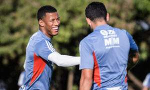 Arthur Gomes em treino do Cruzeiro (foto: Gustavo Aleixo/Cruzeiro)