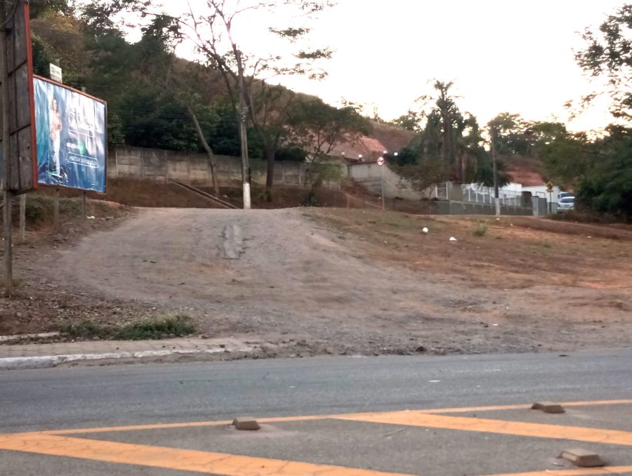 Asfaltamento de pequeno trecho no bairro Primavera, será um ganho expressivo para o trânsito