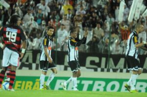 Atlético de 2010 é inspiração para o Corinthians fugir do rebaixamento