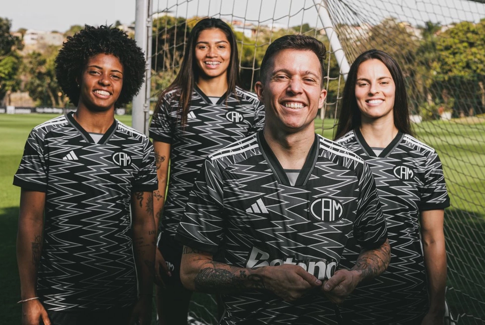 Atlético lança terceiro uniforme para a temporada; veja imagens e preço