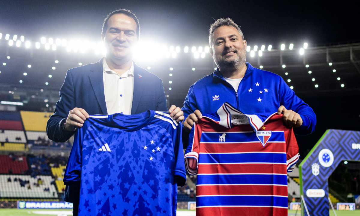 Cruzeiro x Fortaleza: Mattos e Marcelo Paz trocam presentes antes de jogo