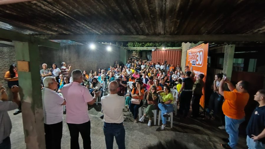 ELEIÇÕES 2024: Ao lado de Douglas e Vespa, Eduardo e Lelé lançam campanha no Cachoeira do Vale