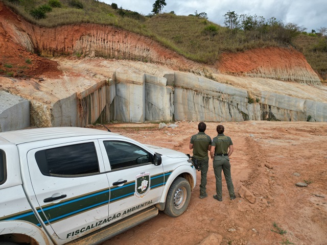 Fiscalização ambiental no Leste de Minas verifica regularidade de empreendimentos minerários