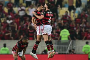 Flamengo supera sustos e abre vantagem sobre o Bolívar nas oitavas da Libertadores