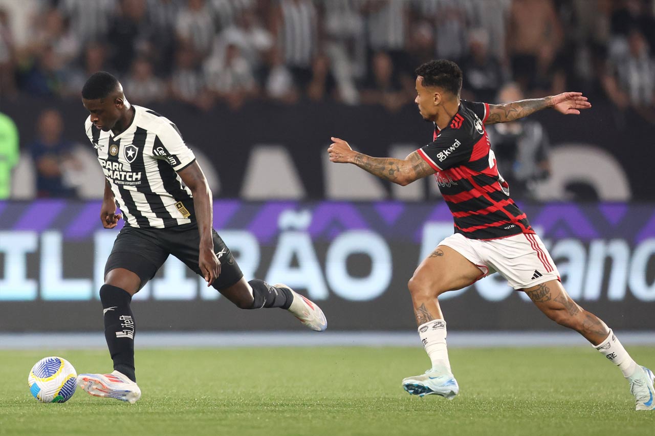 Botafogo e Flamengo no Brasileiro (foto: Vitor Silva/Botafogo)