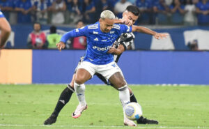 Matheus Pereira sobre jogo entre Boca e Cruzeiro: ‘Temos que nos habituar’