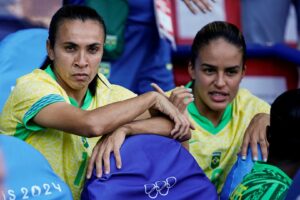 Por que Marta foi reserva na final Brasil x EUA em Paris 2024?