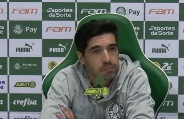 ‘Só devo satisfação a três mulheres’, diz Abel Ferreira, após pergunta de repórter