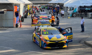 Stock Car em BH: carros percorrem pista do Mineirão pela primeira vez; veja vídeo