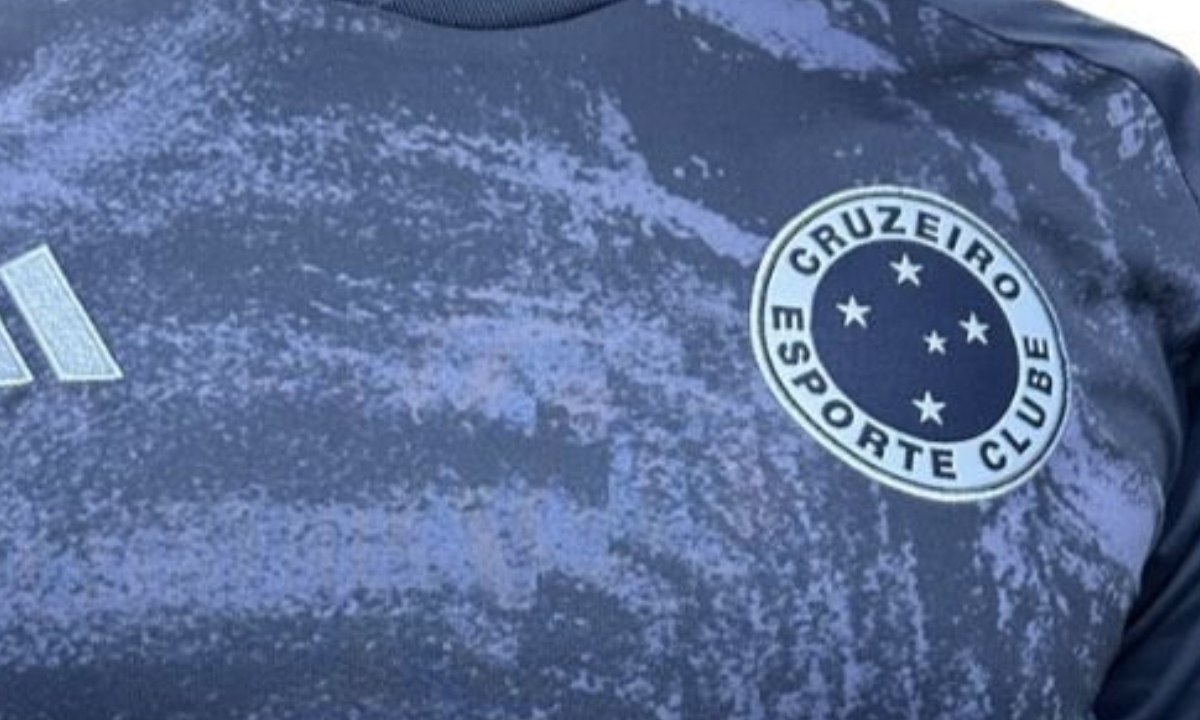 Suposta nova camisa do Cruzeiro vaza nas redes sociais; veja