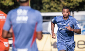 Walace em treino do Cruzeiro (foto: Gustavo Aleixo/Cruzeiro)