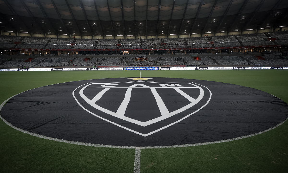 Bandeira do Atlético estendida no Mineirão (foto: Pedro Souza/Atlético)