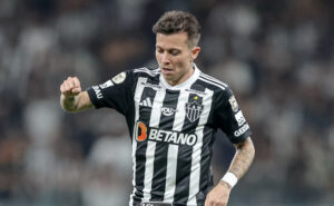 Bernard em ação pelo Atlético no Mineirão, diante do Fluminense (foto: Pedro Souza/Atlético)