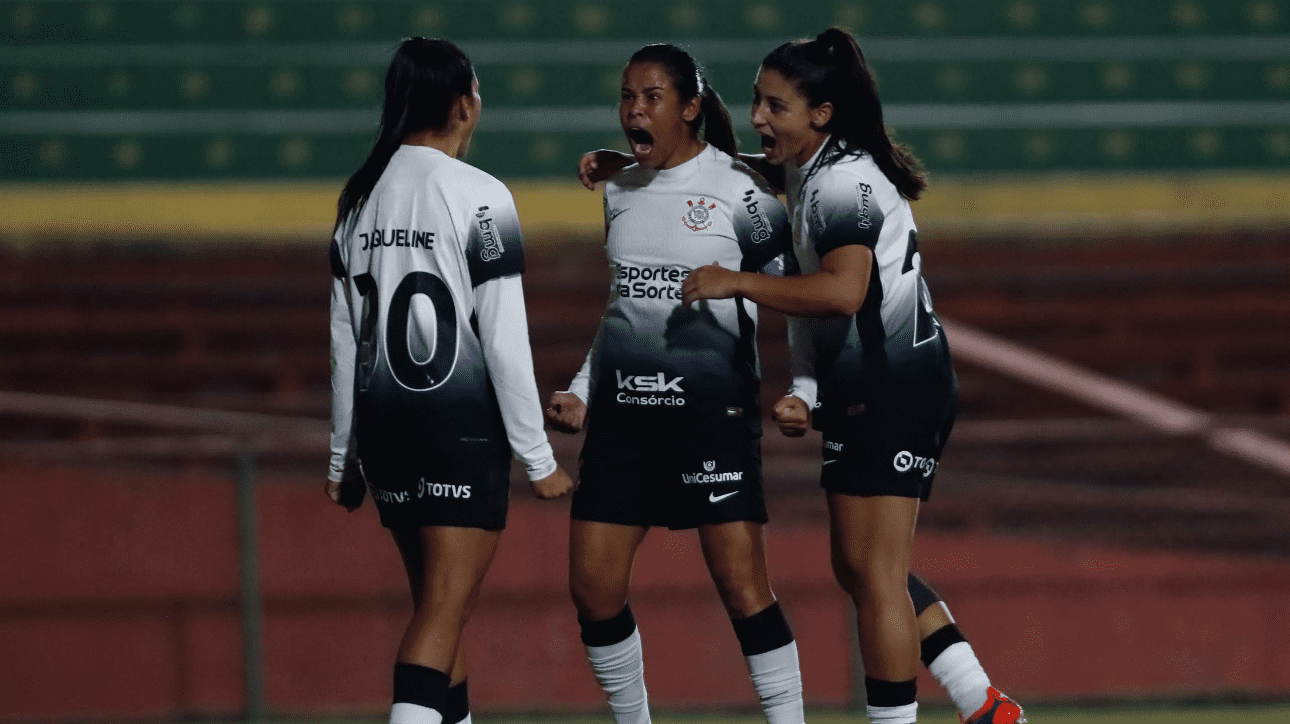 Jogadoras de futebol do Corinthians (foto: Rodrigo Gazzanel/Agência Corinthians)