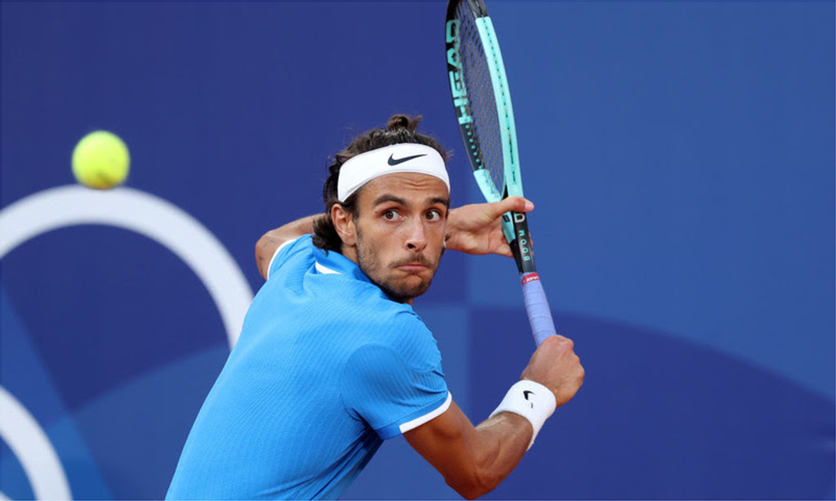 Lucas Musetti disputará o Rio Open em 2025 (foto: Getty Images/Clive Brunskill)